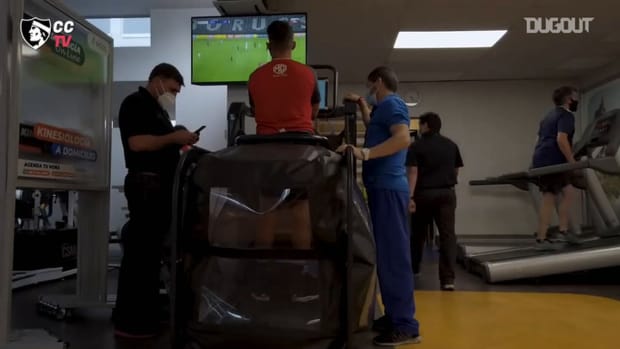 Jorge Valdivia's first day back at Colo-Colo